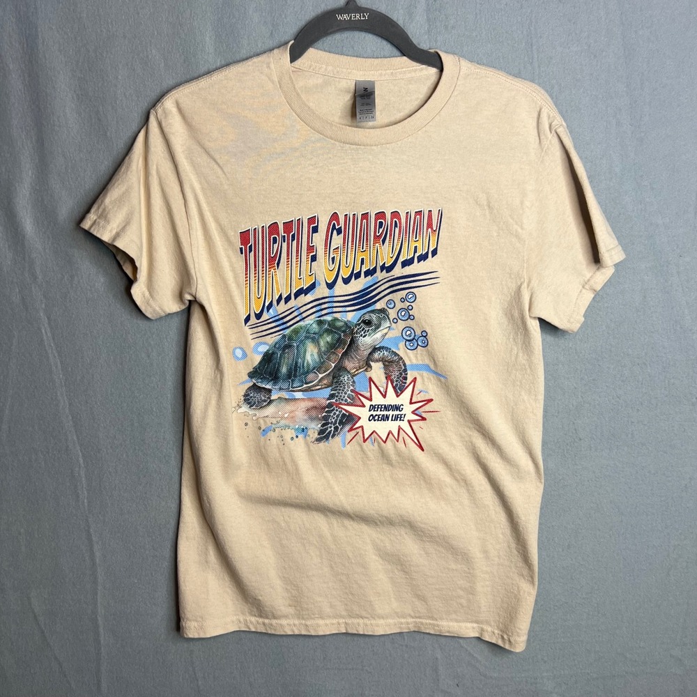 Graphic Turtle Guardian Tee Size S Sea Turtle T-Shirt Ocean Earth Eco Beach